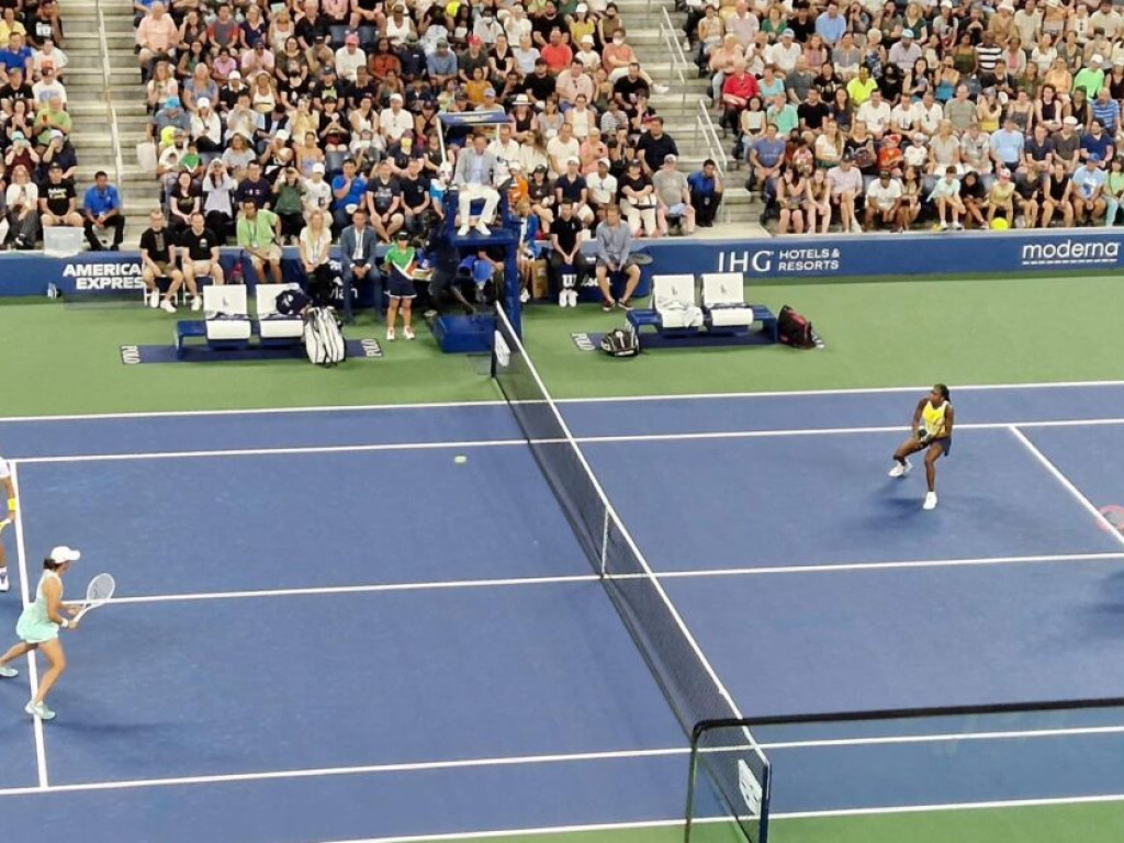 Tenis. Iga Światek, Rafael Nadal i inne gwiazdy zagrały dla Ukrainy w Nowym Jorku