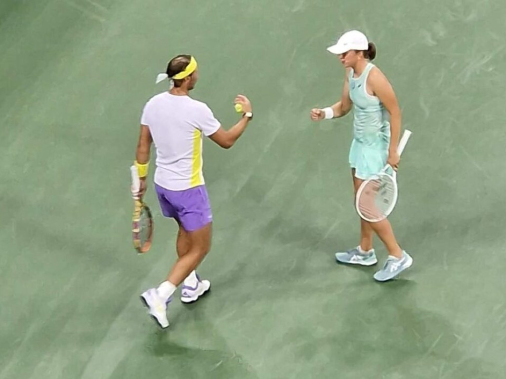 Tenis. Iga Światek, Rafael Nadal i inne gwiazdy zagrały dla Ukrainy w Nowym Jorku