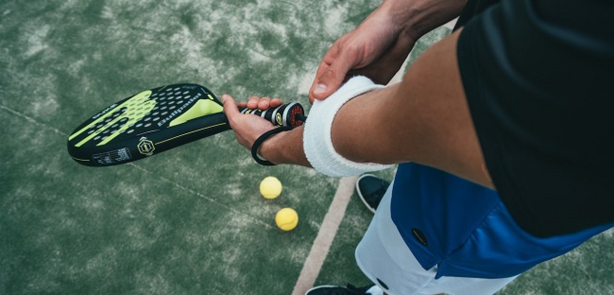 Rozgrywki na kortach, które przeszły do historii