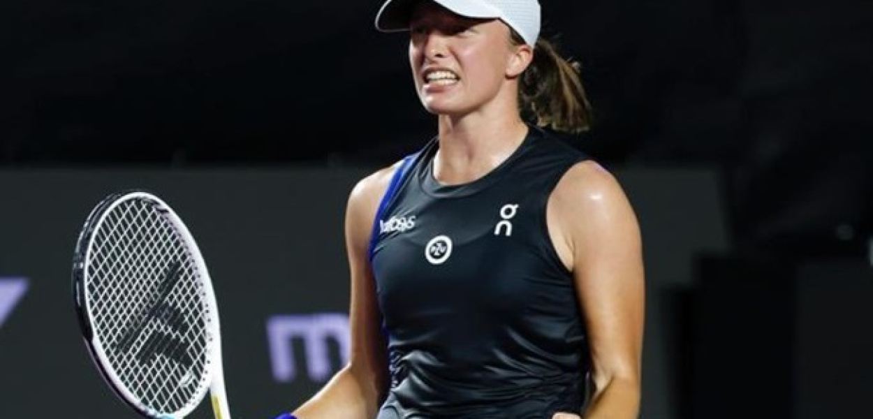  Tenis. Iga Świątek rozbiła Jessikę Pegulą w finale turnieju WTA Finals…