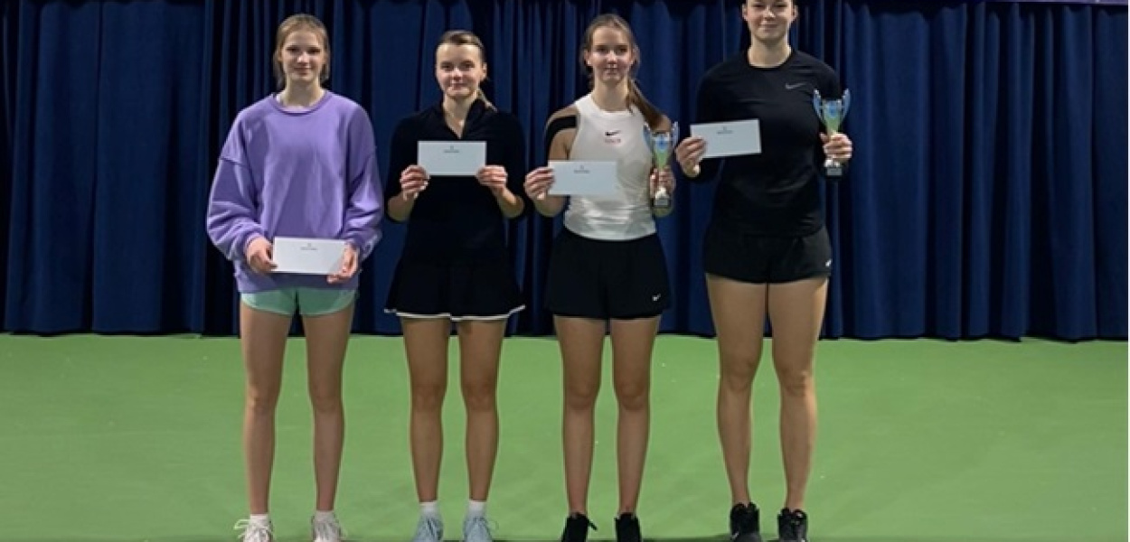  Tenis. Nika Hurkacz i Dorian Juszczak zwyciężyli w turnieju Halowego…