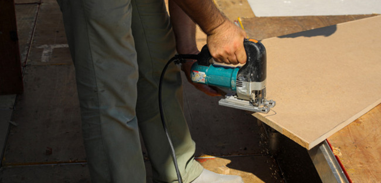 Jak prawidłowo ciąć płyty MDF w domu