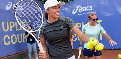  Wpływ tenisa na zdrowie psychiczne. 15 minut na korcie wystarczy, aby…