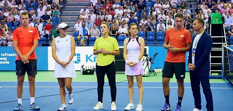  Iga Świątek, Agnieszka Radwańska i ich przyjaciele zagrali w Krakowie…