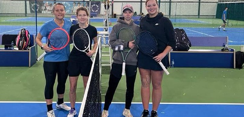 Tenis niesłyszących. Turniej Polish Deaf Indoor Open 2024 w Kozerkach