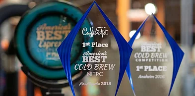 Statuetki szklane z grawerem 3D – prestiżowe nagrody