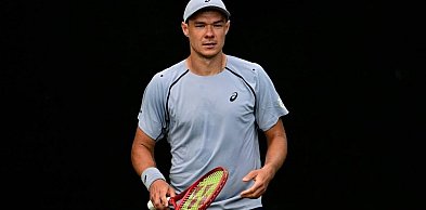 Kamil Majchrzak słabszy od Jiriego Lehecki w turnieju ATP 500 w Londynie