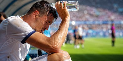 FIFA wprowadziła obowiązkowe przerwy na nawodnienie