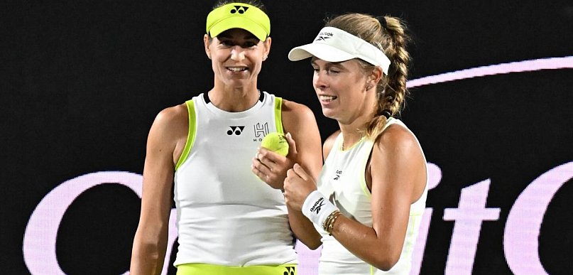 Magdalena Fręch i Anna Bondar w finale debla turnieju WTA 500 w Charleston