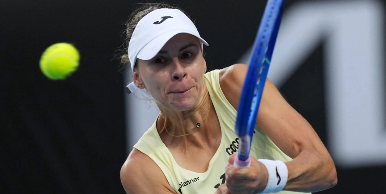 Linette wygrała z Alexandrovą w turnieju WTA w Dubaju
