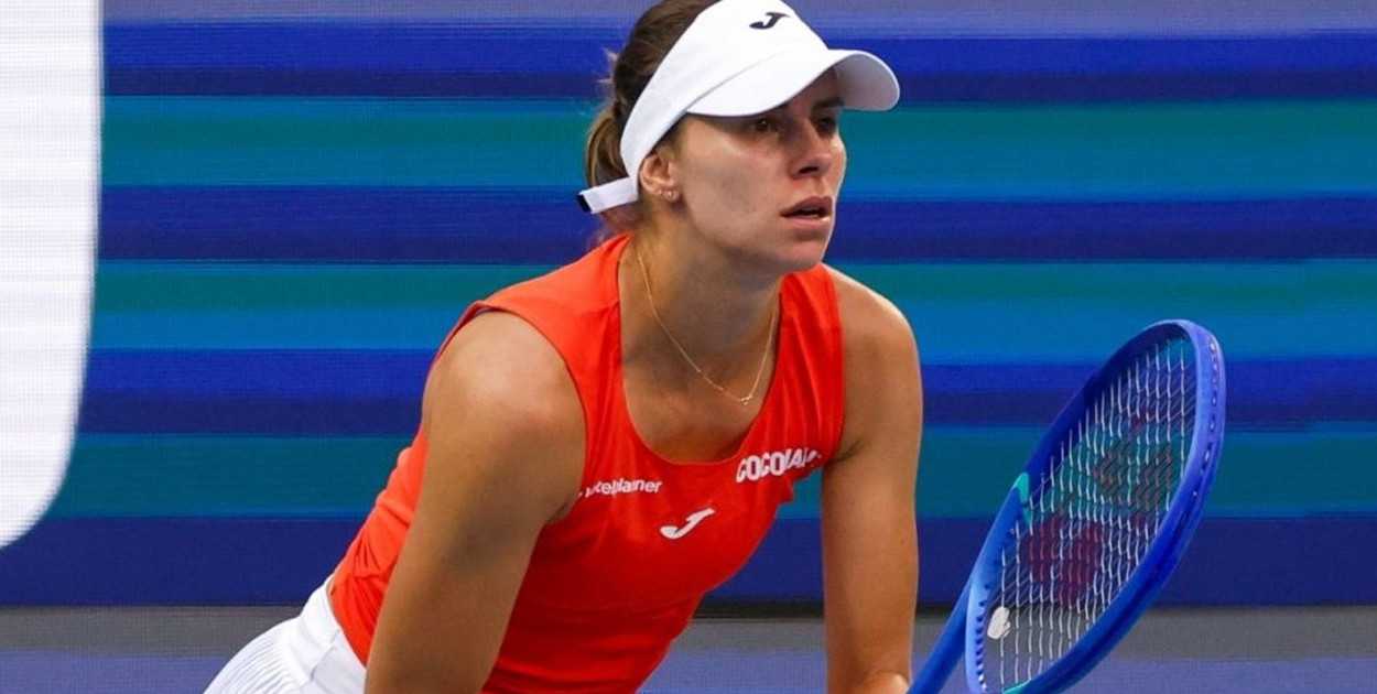 Magda Linette przegrała z Alexandra Ealą w Miami Open 2026